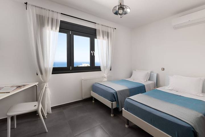 Ferienhaus für 8 Personen, mit Balkon und Whirlpool sowie Garten in Koskinou - 4