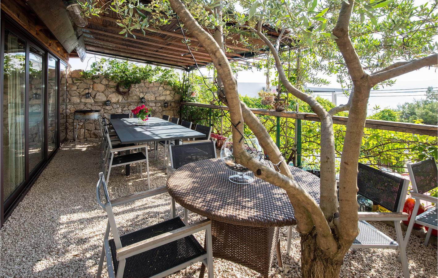 Ganze Ferienwohnung, Ferienwohnung für 6 Personen mit Terrasse in Komarna, Dubrovnik-Neretva