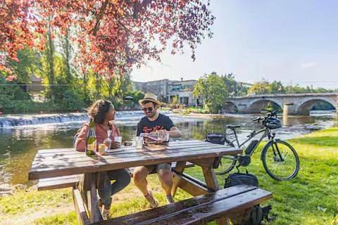 Location de vacances pour 6 personnes, avec terrasse et jardin, animaux acceptés à Pont-d'Ouilly - 3