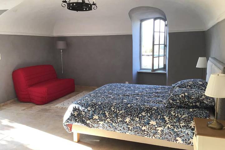 Location de vacances pour 4 personnes, avec piscine et jardin à Ribaute-les-Tavernes - 3