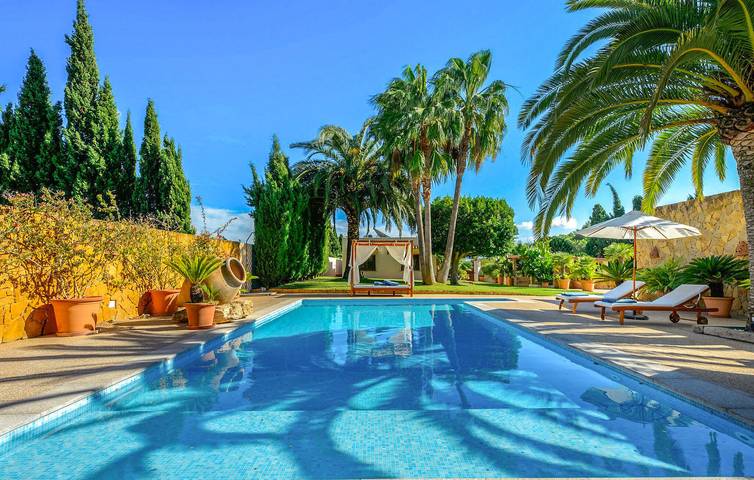 Agriturismo per 6 persone, con terrazza e giardino in Sant Antoni de Portmany