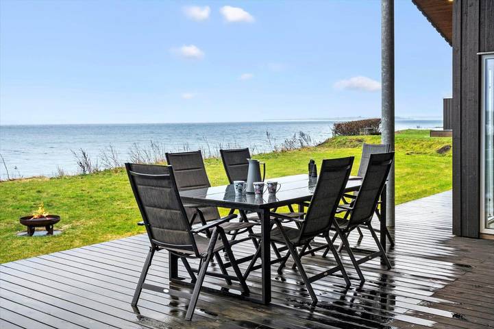 Ferienhaus mit Meerblick für 6 Personen, mit Sauna und Whirlpool sowie Terrasse in Kelstrup Strand - 2