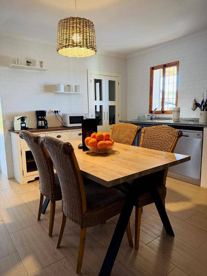 Apartamento de vacaciones para 6 personas, con Terraza y Jardín además de Piscina y Vistas en Tierra de Mérida - Vegas Bajas - 2