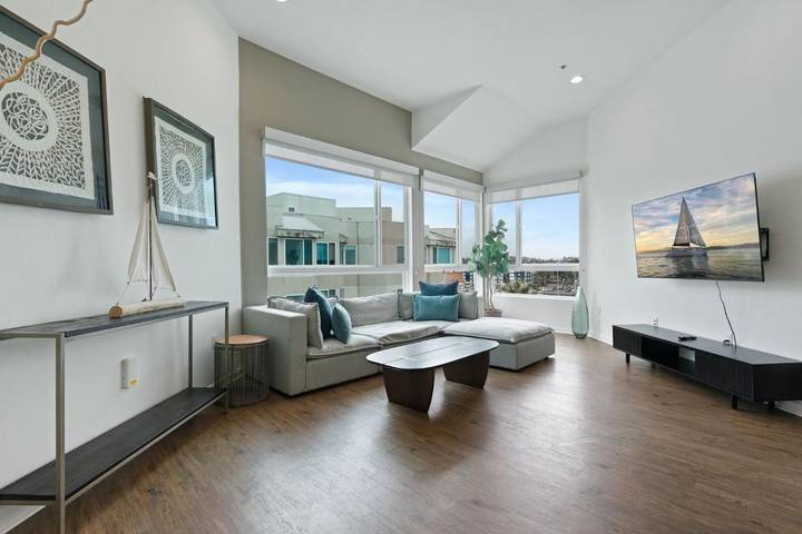 Apartament wakacyjny dla 8 osób, z basen i sauna oraz jacuzzi i balkon, Dla rodziny w Los Angeles