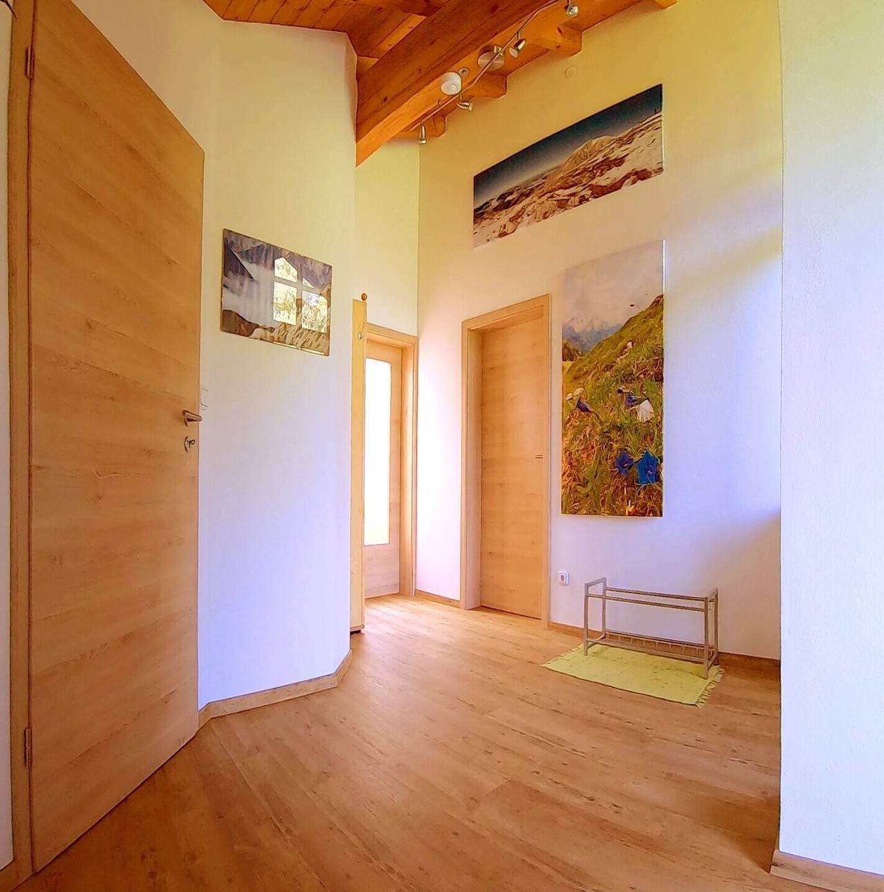 Ganze Wohnung, Ferienwohnung 'Exklusiv Hinterreiter' mit Bergblick, Wlan und Klimaanlage in Ainring, Rupertiwinkel