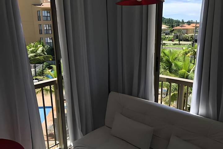 Casas e apartamentos de temporada para 5 pessoas, com sauna e piscina e ainda jardim em Mangaratiba