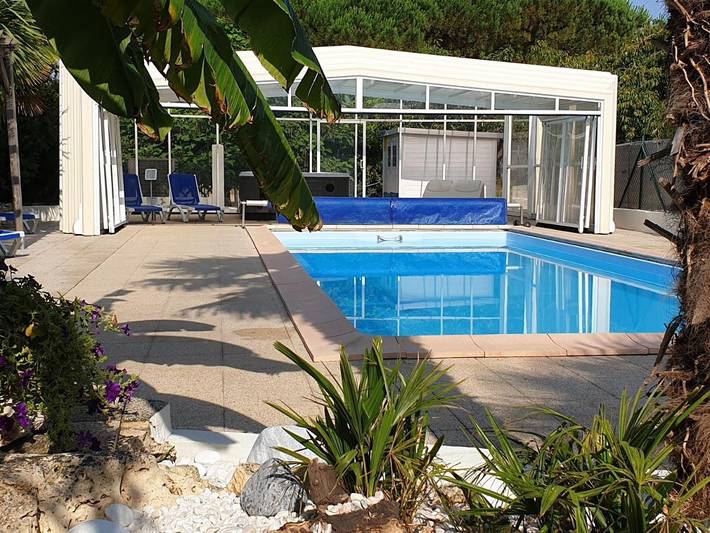 Maison de vacances pour 5 personnes, avec jacuzzi ainsi que jardin et piscine