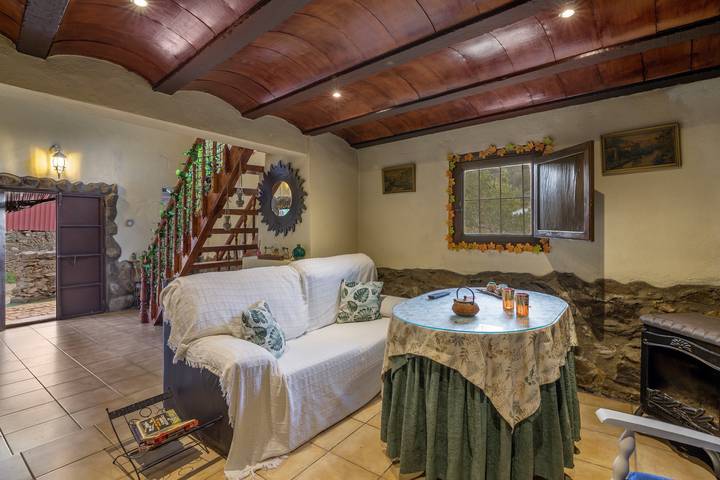 Casa rural para 2 personas, con jacuzzi y jardín en Sierra de Huelva - 2