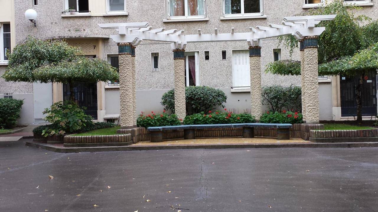 Two-Bedroom Suite in 14e Arrondissement, Paris