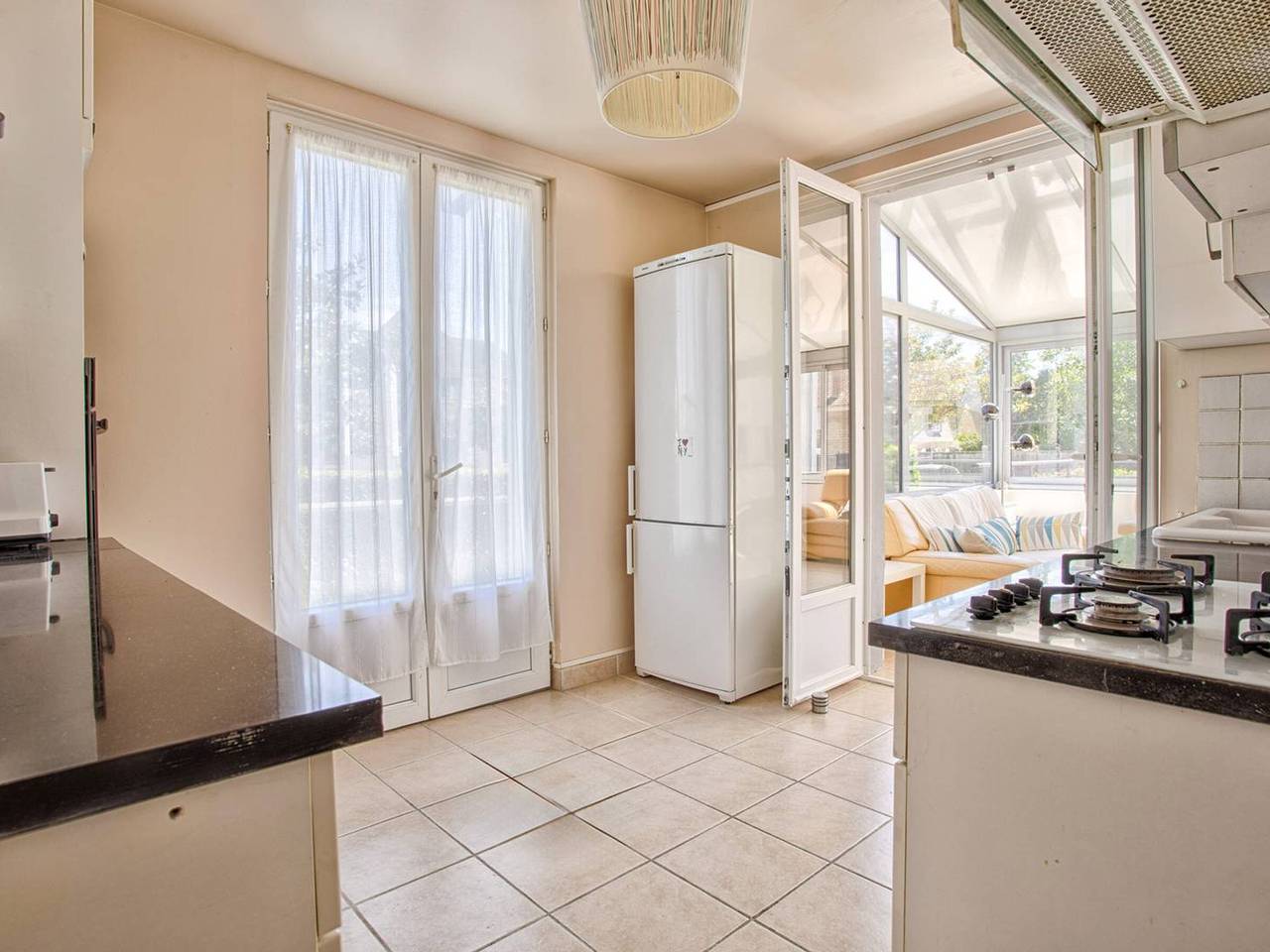 Apartamento entero, Casa familiar cerca de la playa, 8 pers, jardín in Merville-Franceville-Plage, Región de Caen