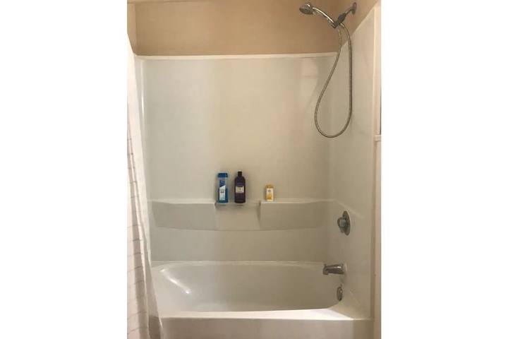 Vacation house for 9 people, with yard and hot tub as well as terrace, with pets in New Jersey