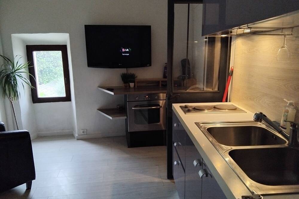 Entire apartment, In the heart of dracénie in Trans-en-Provence, Draguignan region