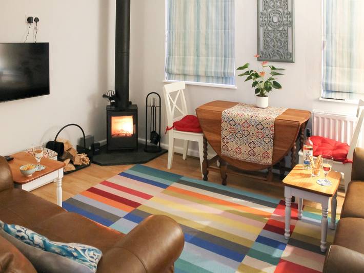 Cottage for 2 people, with garden, with pets in Westward Ho