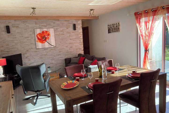 Maison de vacances pour 4 personnes, avec terrasse et jardin