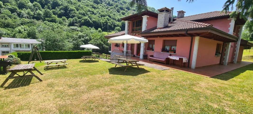 Apartamento de vacaciones para 5 personas, con vistas y jardín - 1