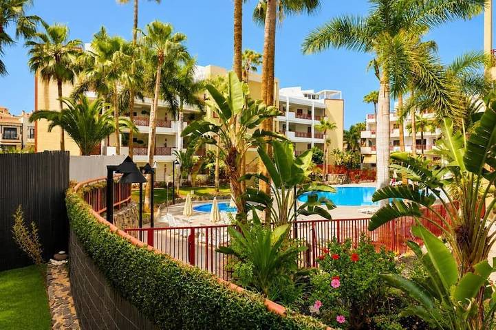 Ferienwohnung für 2 Personen, mit Garten und Pool sowie Balkon - 1