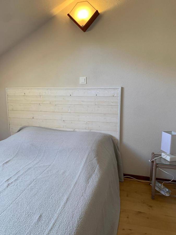 Appartement entier, Le gite des vignes Studio tout confort 1 chambre dans le vignoble Franche Comte Arbois in Arbois (homonymie), Jura Francais