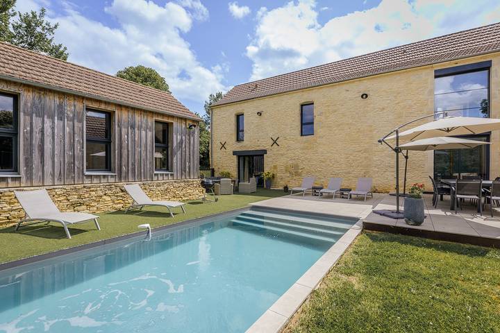 Gîte pour 8 personnes, avec jacuzzi ainsi que sauna et piscine à Dégagnac - 2