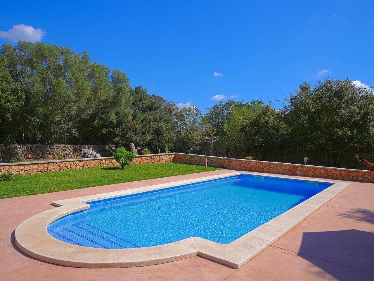 Ferienhaus Son Garbi mit Bergblick, Wlan, Klimaanlage, Pool, Garten, Terrasse und Balkon in Algaida, Mallorca Inselmitte