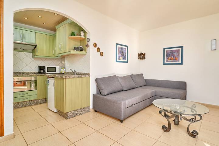 Entire apartment, Sea Views Centro Internacional A99 Apartment with Sea View, Wi-Fi and Air Conditioning in Torrox Costa, Torrox