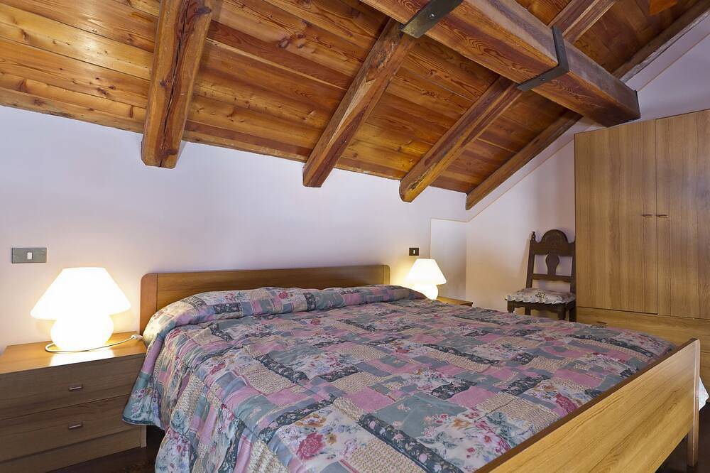 Ganze Wohnung, Schöne, romantische, zentrale Wohnung Seeblick in der Nähe der Piazza / See / Rathaus in Orta San Giulio, Ortasee