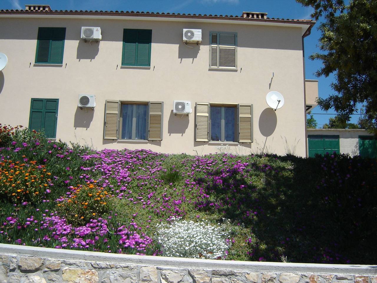 Ganze Wohnung, Gemütliches Appartment direkt am Strand in Raša, Ostküste Istrien