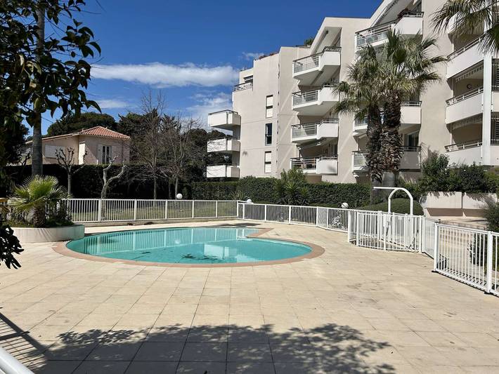 Gîte pour 4 personnes, avec piscine dans Port Santa-Lucia