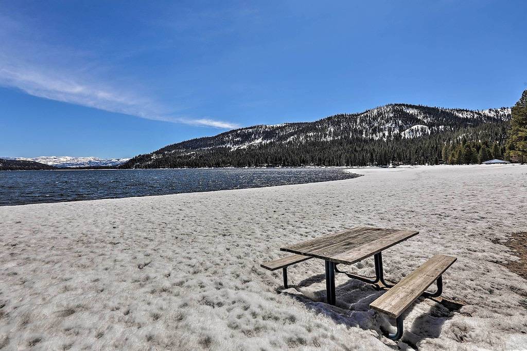 Modernes Truckee Family House - Spaziergang zum Donner Lake! in Truckee, Donner Lake