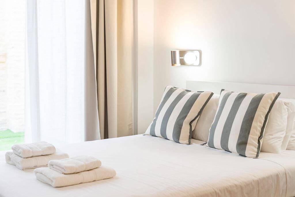 Studio entier, Vlc Host - Vicente Brull B in Valence (Espagne), Costa de Valencia