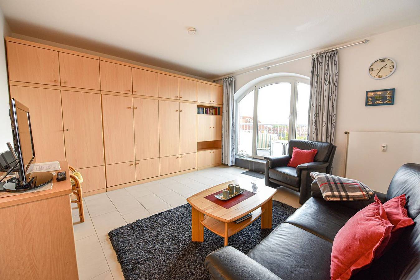 Entire apartment, 1 Zimmer Ferienappartement zur Sonnenseite im 4.Og im Haus Deichgraf in Döse, Cuxhaven