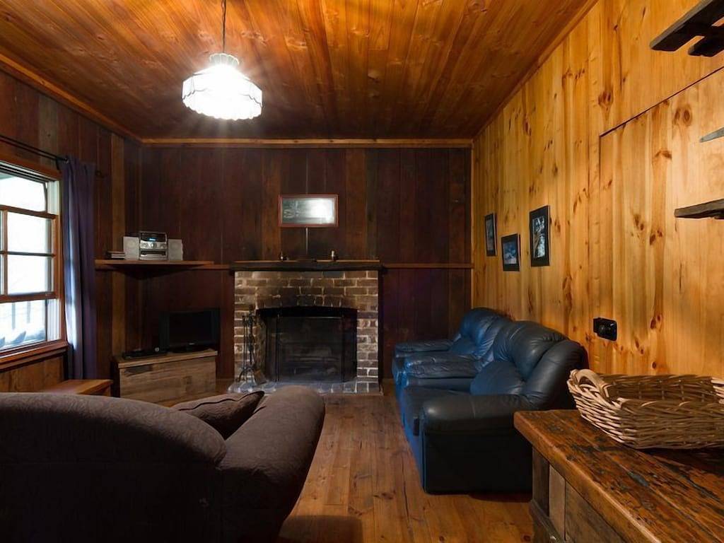 Jacaranda Cottage @ Hidden Valley Retreat Cottages in Sydney, Blue Mountains