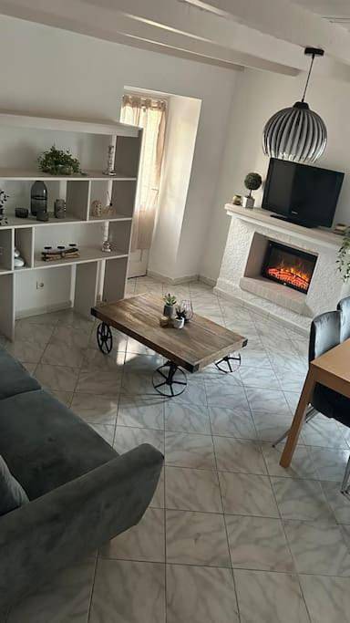 Gîte pour 3 personnes, avec balcon dans Casamozza - 2