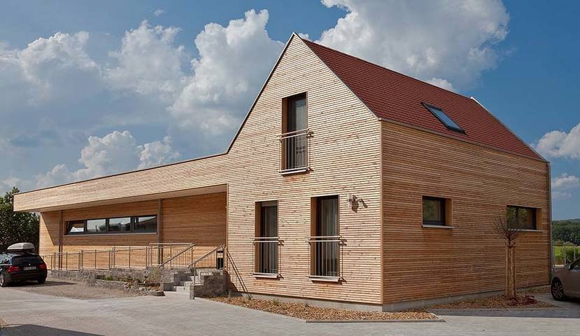 Bauernhof für 5 Personen, mit Terrasse und Balkon/Terrasse sowie Sauna und Whirlpool, mit Haustier in Franken - 2