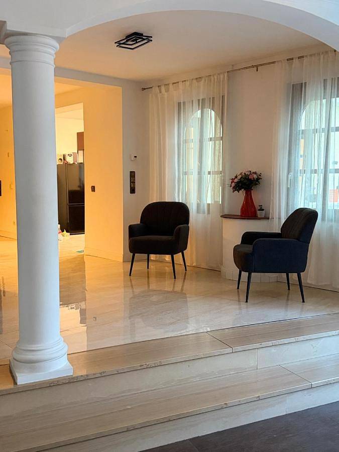 Ferienwohnung für 6 Personen, mit Balkon und Terrasse sowie Garten und Sauna in Euskirchen