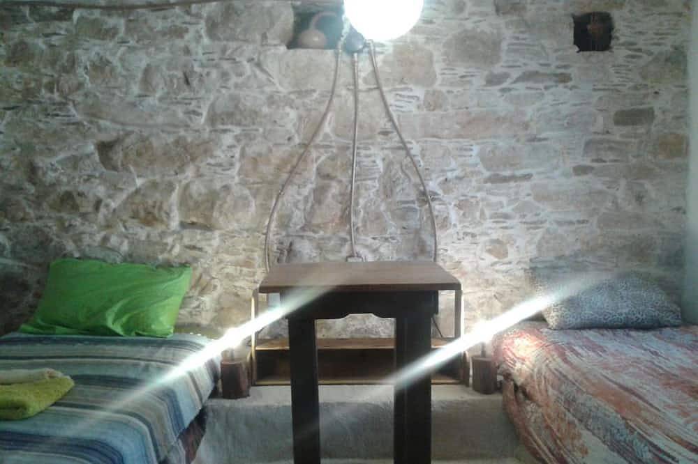Kleines Haus am Berg in Ikaria