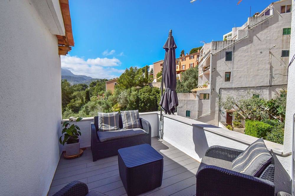 Apartamento entero, Coqueto apartamento con vistas cerca del mar, terraza y  Wifi en Puerto Sóller in Puerto de Sóller, Sóller