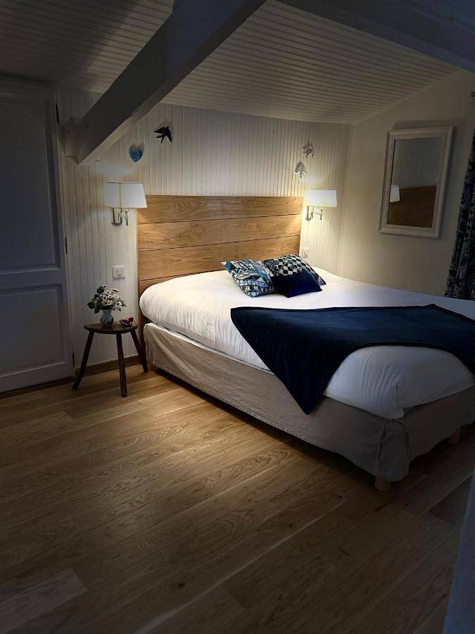 Location de vacances pour 2 personnes, avec jardin ainsi que piscine et vue à Virac - 4