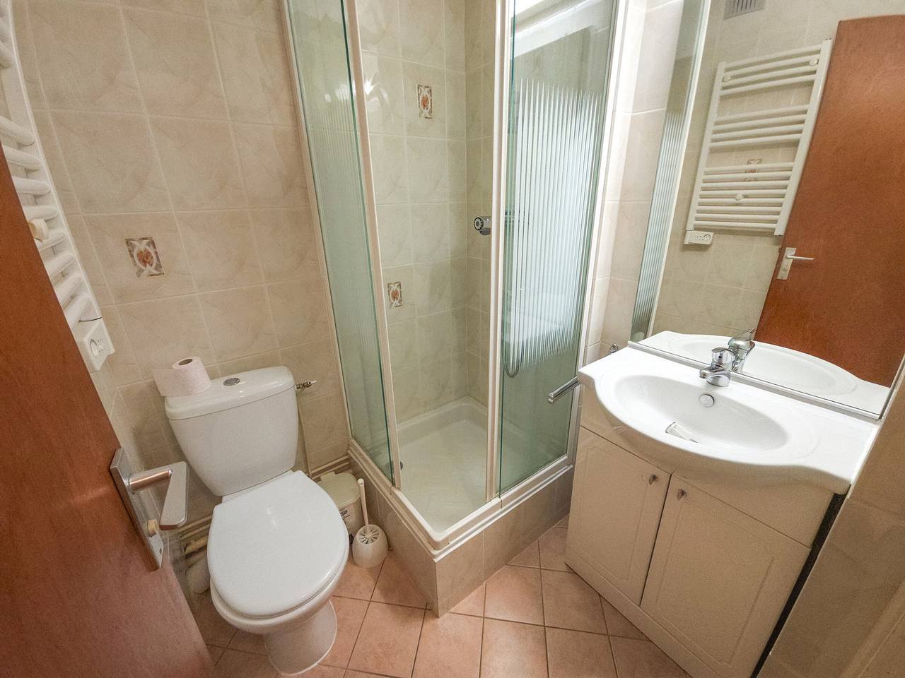 Estudio entero, Estudio acogedor para 2 personas con cocina equipada, cerca de las pistas en Les Menuires. in Les Menuires, Saint-Martin-de-Belleville