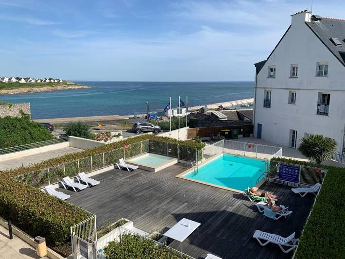Gîte pour 5 personnes, avec sauna ainsi que vue et piscine dans Plage Tres-Cadec