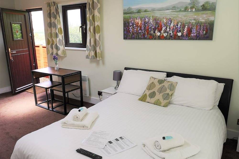 Chalet Cottages - Tate Cottage in Chiltern Hills