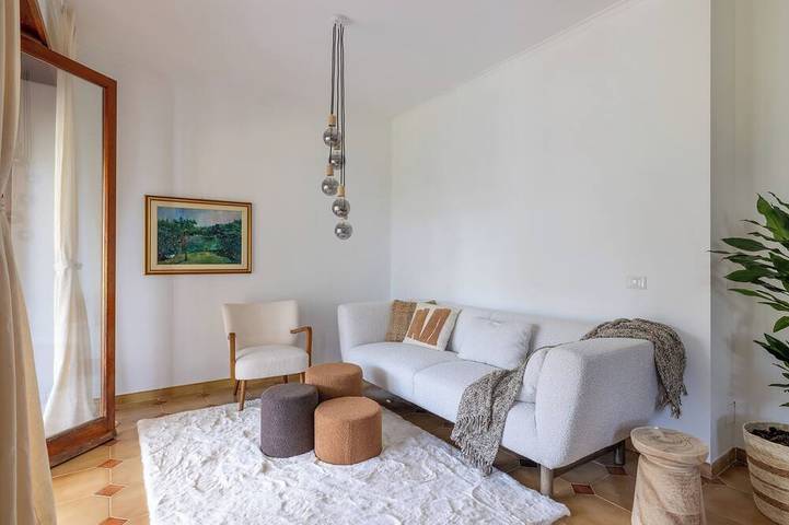Villa voor 13 personen, with terras and tuin as well as zwembad in Rome
