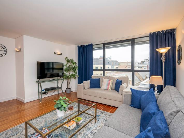 Apartment for 6 people, with View in Islington