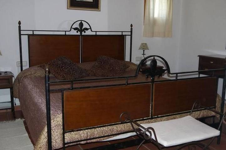 Renoviertes Ferienhaus in Sant Carles De Peralta mit Eigenem Pool in Sant Carles de Peralta, Santa Eulària des Riu