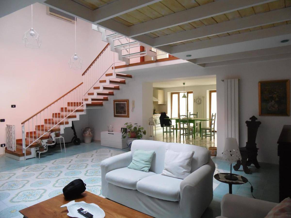 Appartamento intero, A Casa di Monica in Pozzuoli, Napoli e dintorni