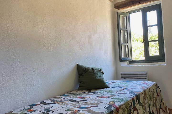 Location de vacances pour 6 personnes, avec Balcon et Jardin à Fons-sur-Lussan - 3