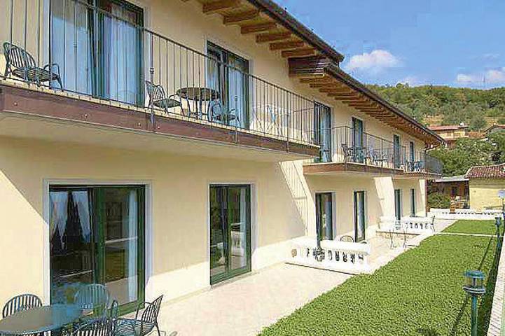 Ferienwohnung für 6 Personen, mit Balkon/Terrasse und Balkon sowie Terrasse und Seeblick in Tremosine - 2