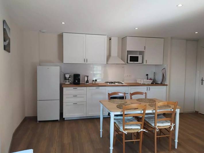 Gîte pour 2 personnes, avec piscine et jardin à Brion (Lozère) - 2