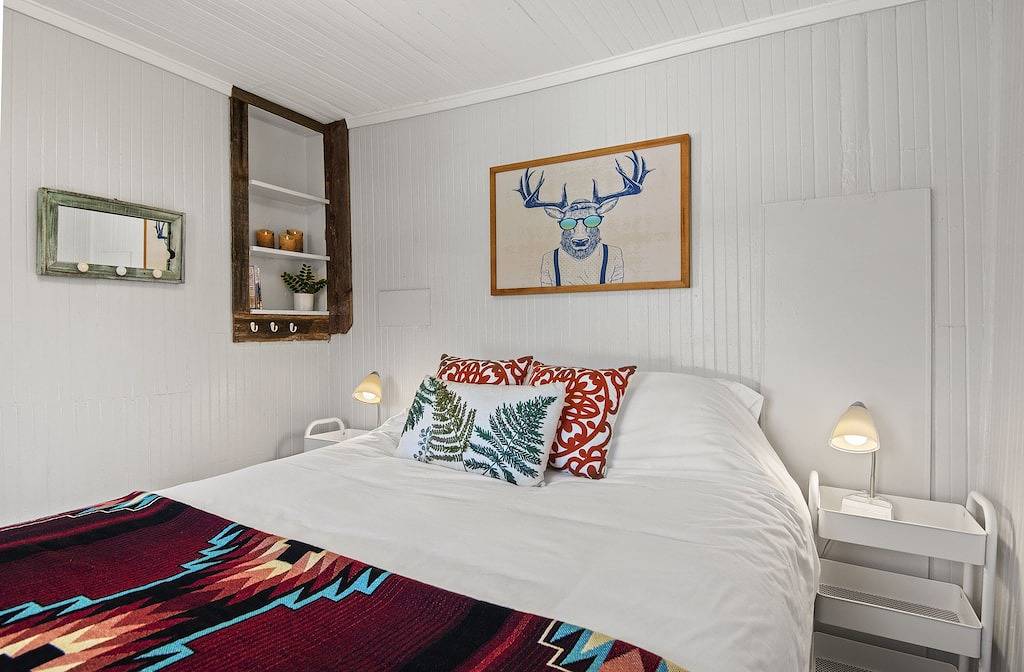 Eclectic & Fun Lumberyard Urban Cabin #1 in downtown, next to Nau in Flagstaff, Coconino Nationalwald