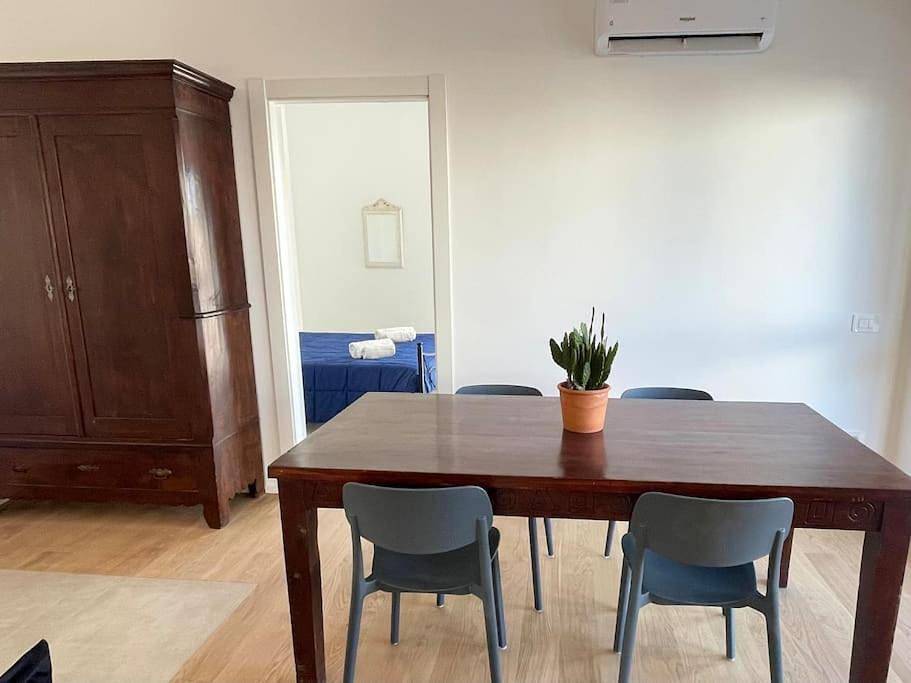 Appartamento intero, One-Bedroom Apartment in Poetto (Cagliari), Cagliari