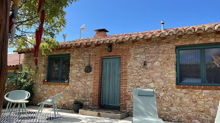 Casa rural para 8 personas, con terraza además de jacuzzi y jardín en Campo de Salamanca - 2